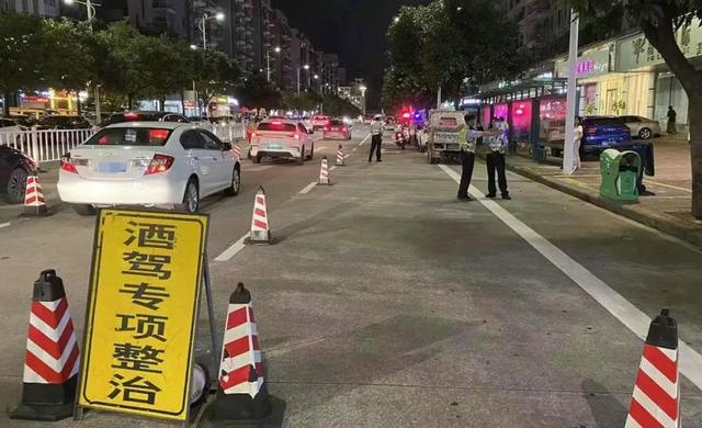廣東肇慶交警全市范圍查酒駕,6月份有533名“醉貓”被查處 廣東肇慶交警全市范圍查酒駕,6月份有533名“醉貓”被查處